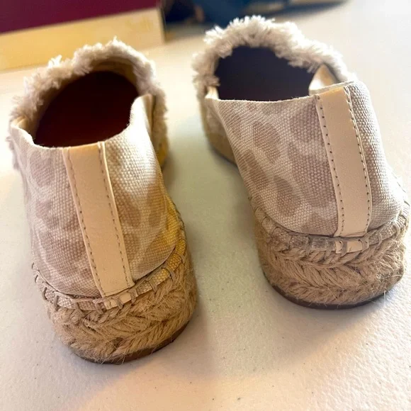 Splendid Giraffe Print Espadrilles Size 8 1/2 - Picture 4 of 7